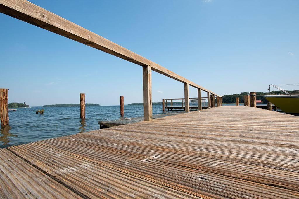 Das Haus Am See Schwerin ชเวียรีน ภายนอก รูปภาพ